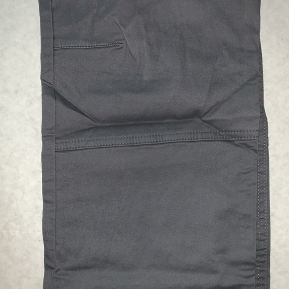 Cat & Jack straight reinforced knee, flexible drawstring, easy on easy off. - Picture 10 of 16